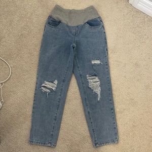 Shein distressed “mom” style maternity jeans size 26
